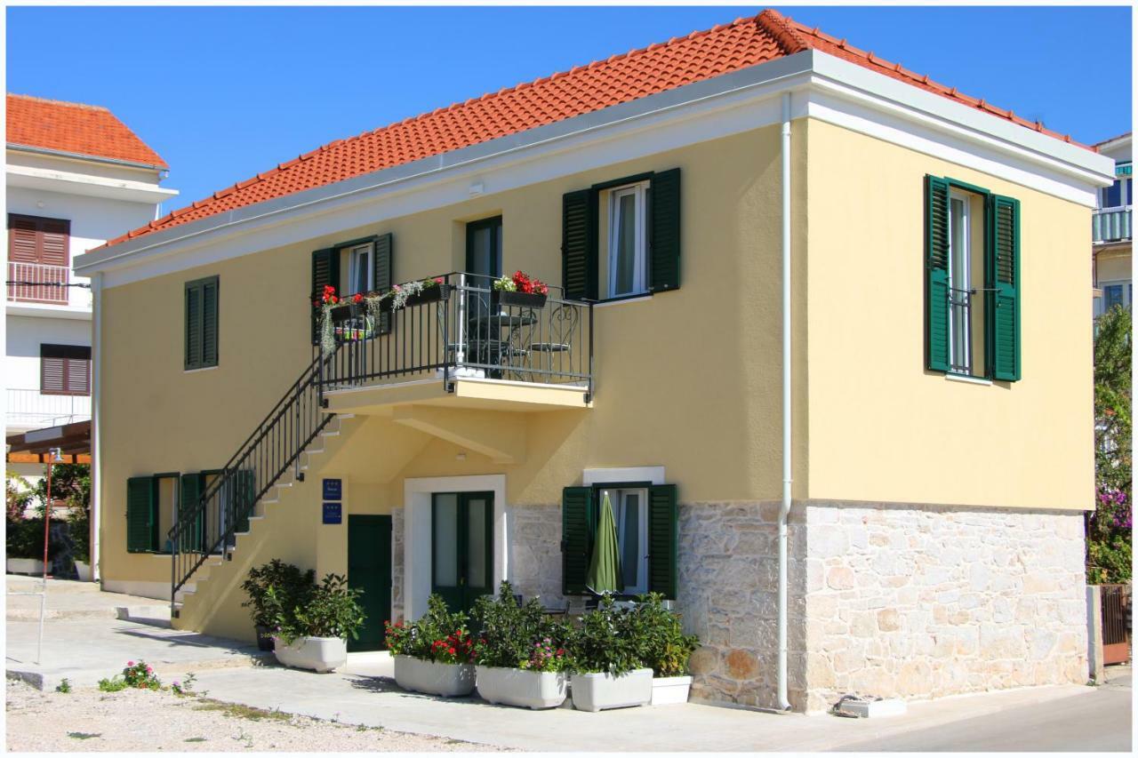 Apartmani Baranovic Primošten Exterior foto