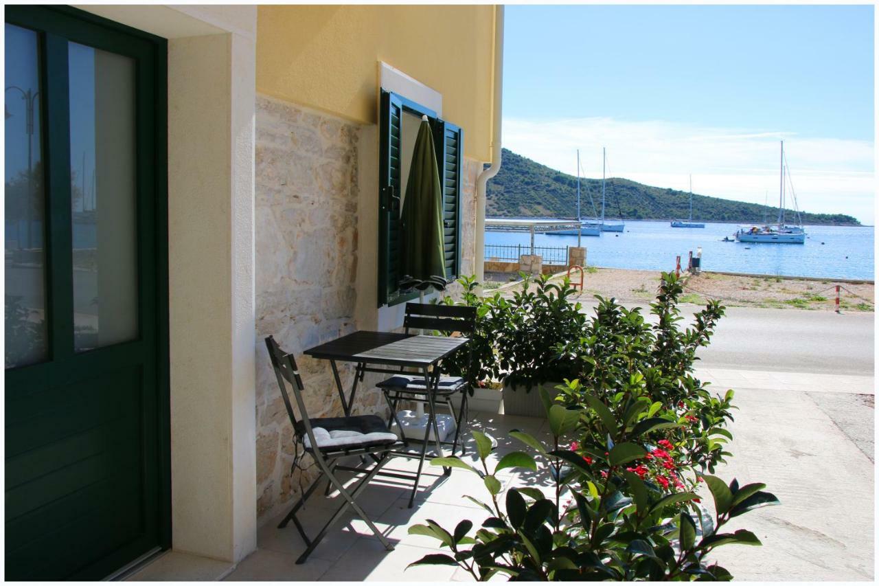 Apartmani Baranovic Primošten Exterior foto