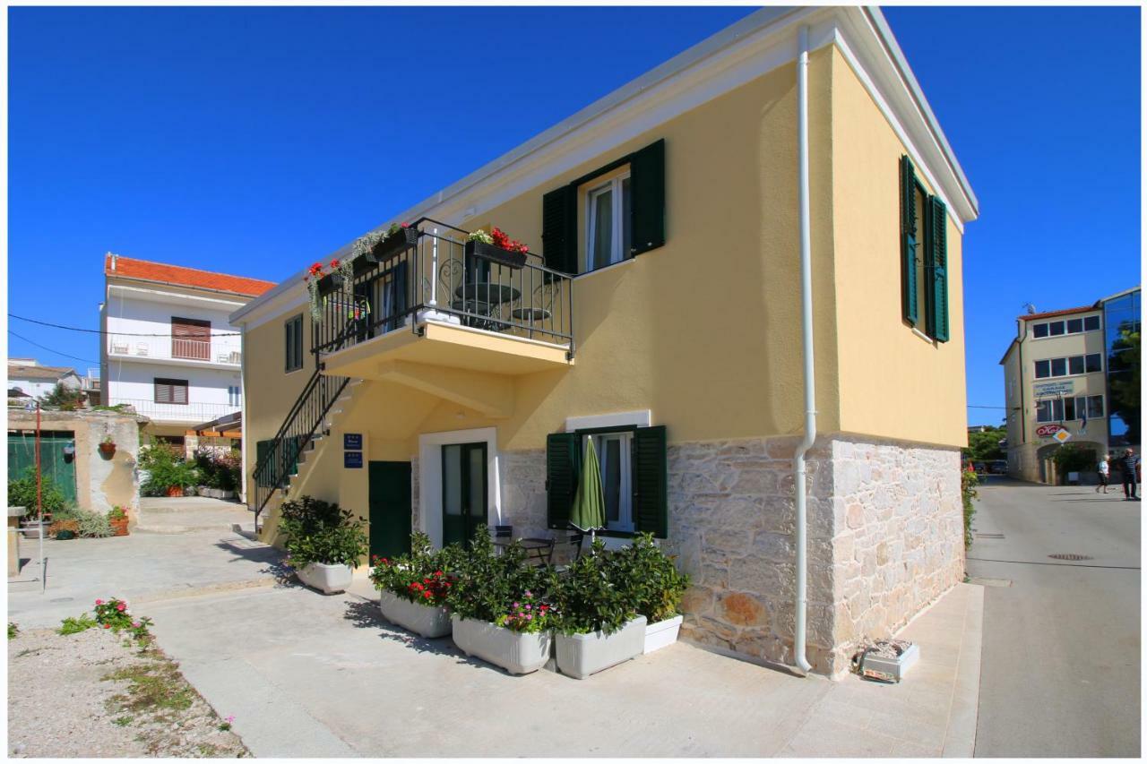 Apartmani Baranovic Primošten Exterior foto