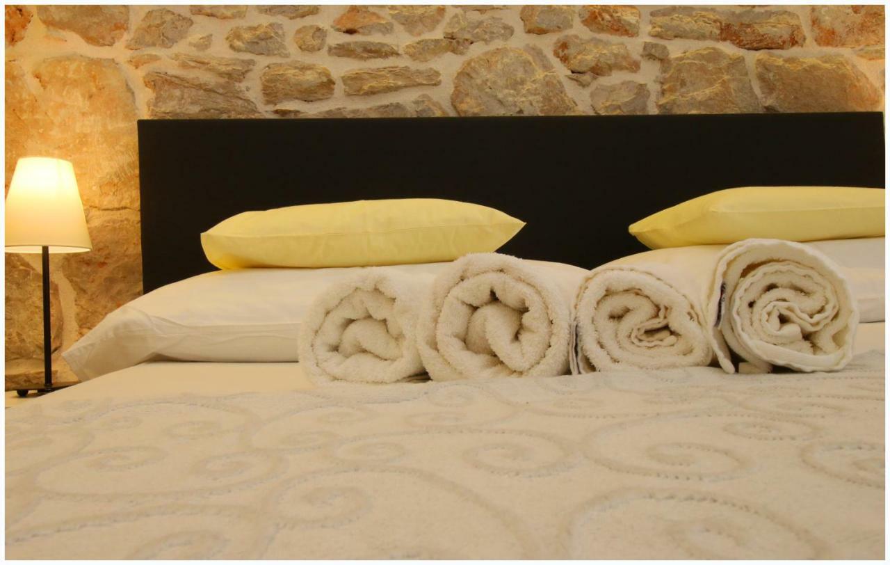 Apartmani Baranovic Primošten Exterior foto