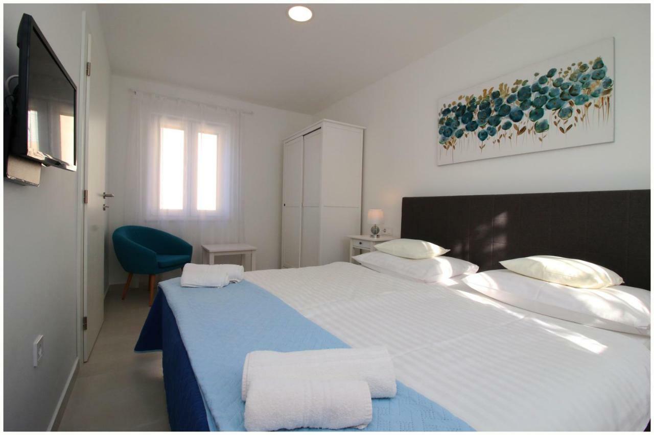 Apartmani Baranovic Primošten Exterior foto