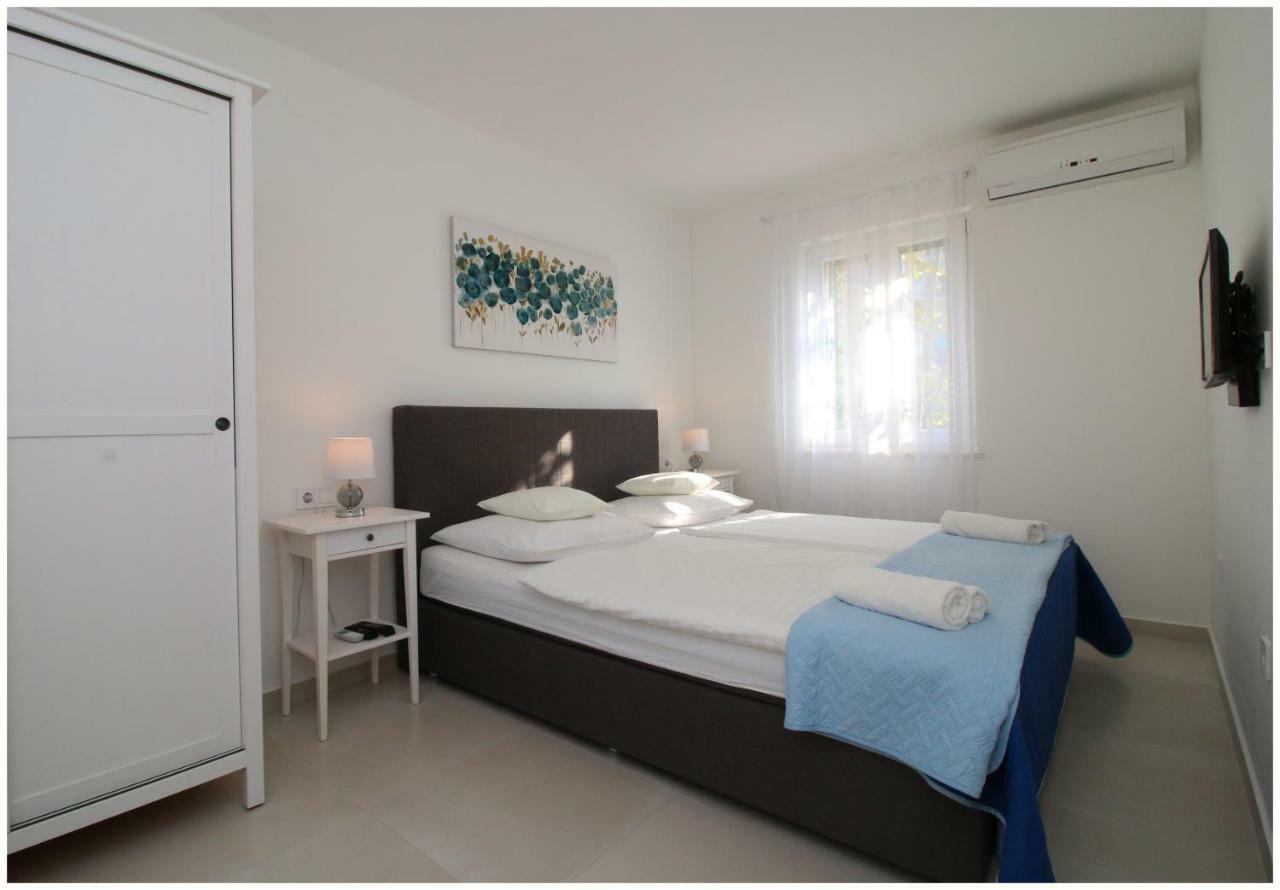 Apartmani Baranovic Primošten Exterior foto