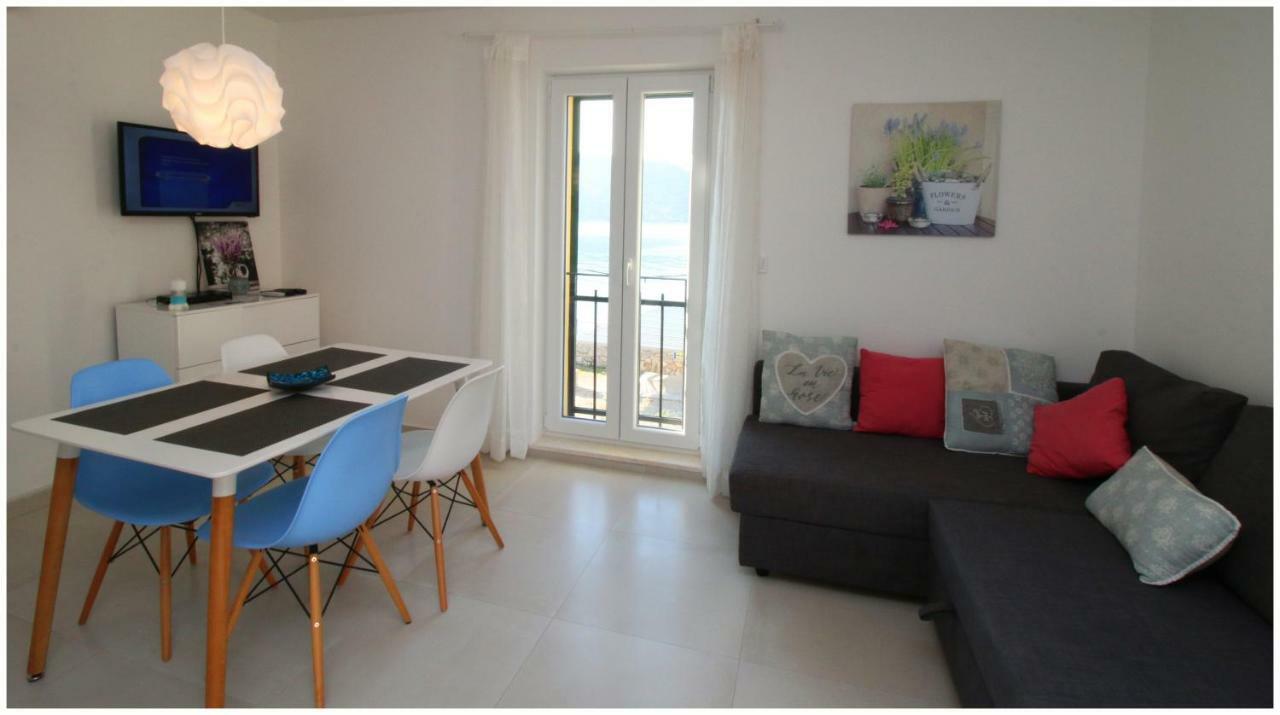 Apartmani Baranovic Primošten Exterior foto