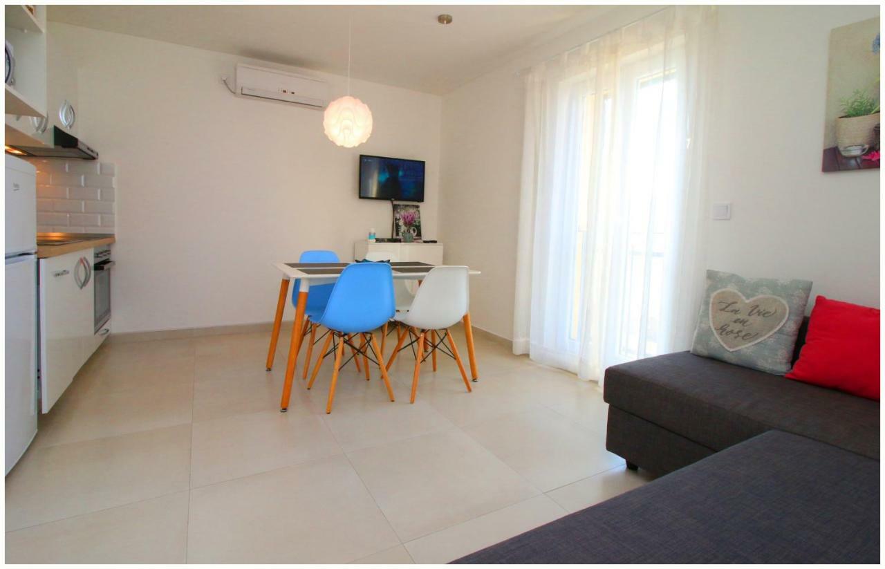 Apartmani Baranovic Primošten Exterior foto